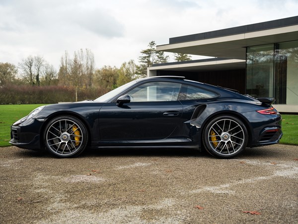 PORSCHE 991.2 TURBO S