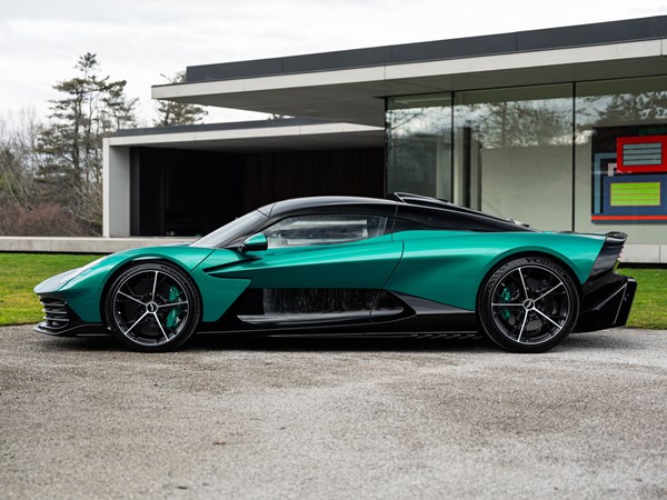 ASTON MARTIN VALHALLA
