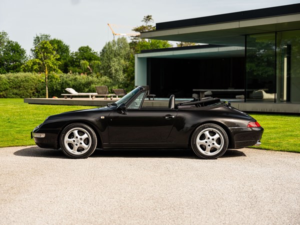 PORSCHE 993 C2 CABRIO