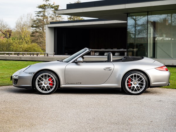 PORSCHE 997.2 C2 GTS CABRIO - MANUEEL