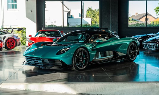 Aston Martin VALHALLA