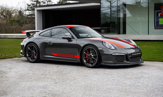 Porsche 991