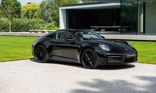 Porsche 992