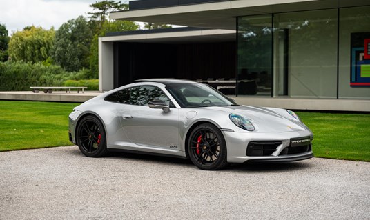 Porsche 992