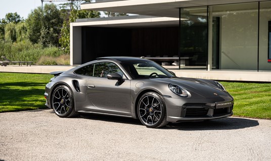Porsche 992