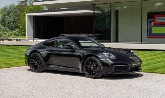 Porsche 992