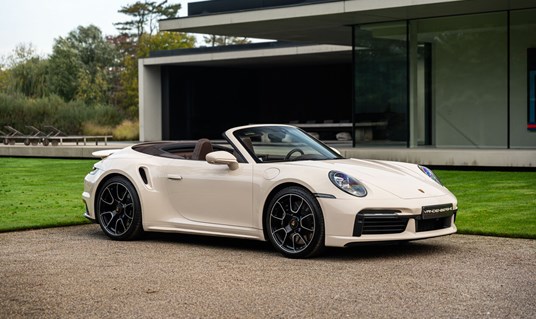 Porsche 992